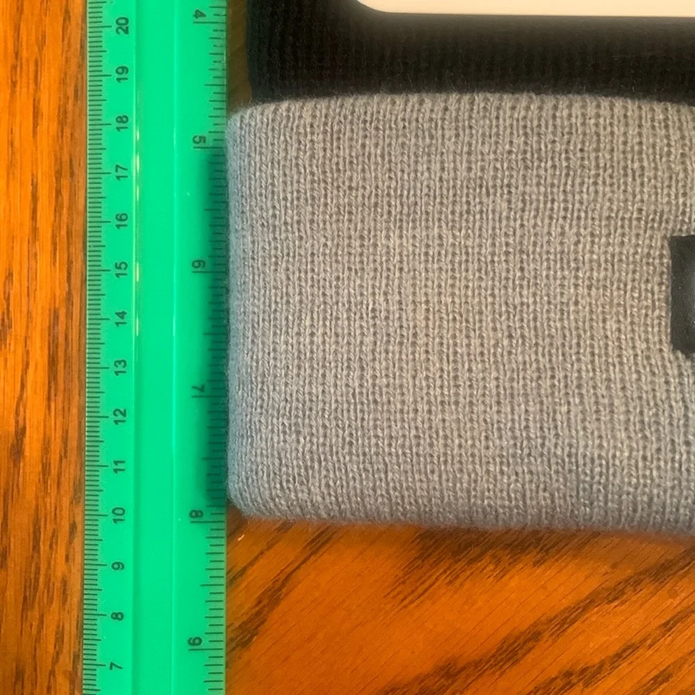 🎉HP🎉NWT Night Owl Kid’s Rechargeable LED Beanie - Light is Removable